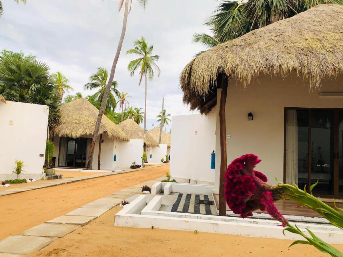 The Blue Lagoon Resort Kalpitiya Exterior foto